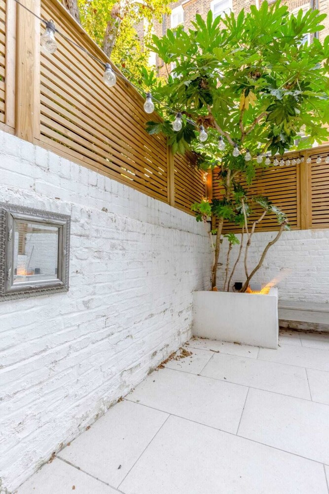 Stylish 1 Bedroom Apartment in Pimlico With Lovely Garden