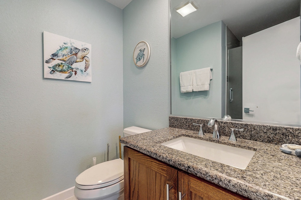 Gorgeous 3BR Penthouse w/ Lanai Facing the Gulf