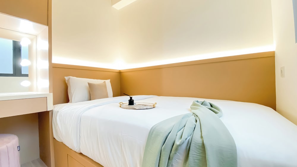 Best Deal and Strategic 3BR Apartment Sky House BSD