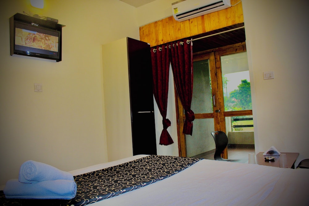 Rainwood Residency