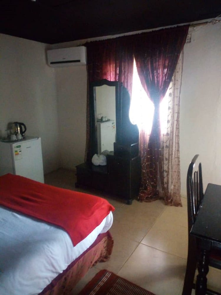 Jedidiah Guest House view 5