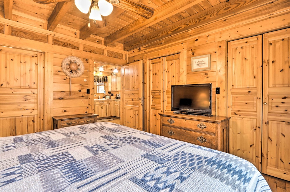 Deck & Game Room: Creekside Cabin in Sevierville view 4