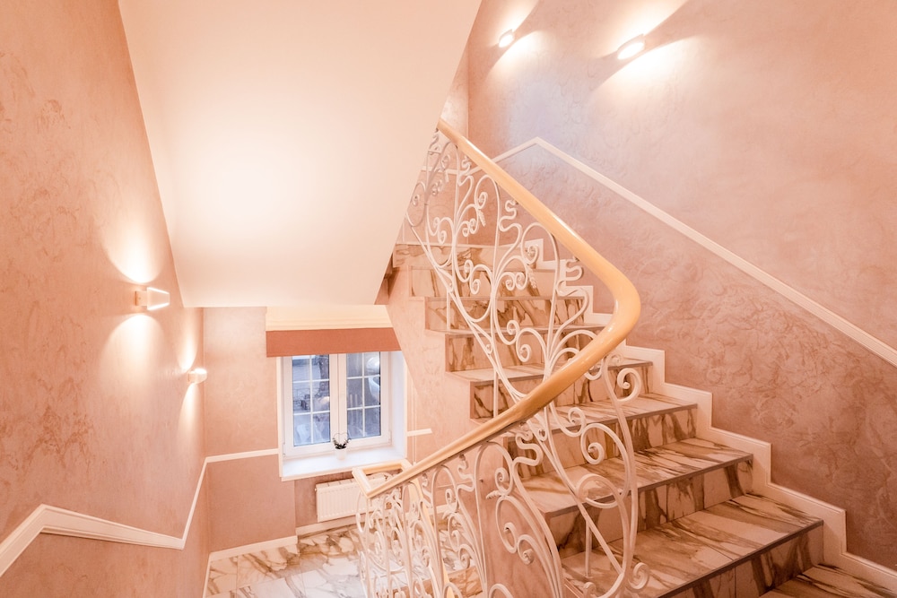 Guest House 16-8 view 2