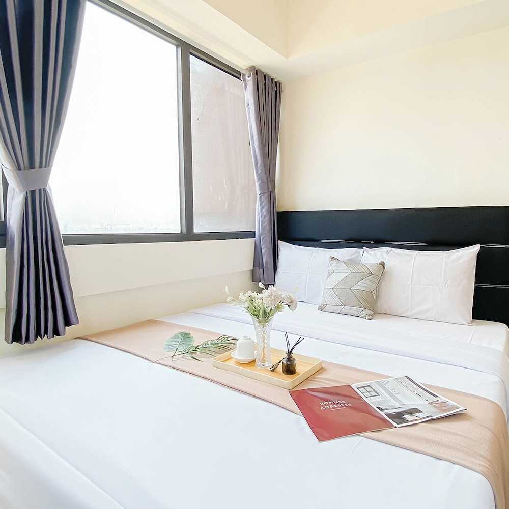 Good Deal and Homey 2BR Meikarta Apartment