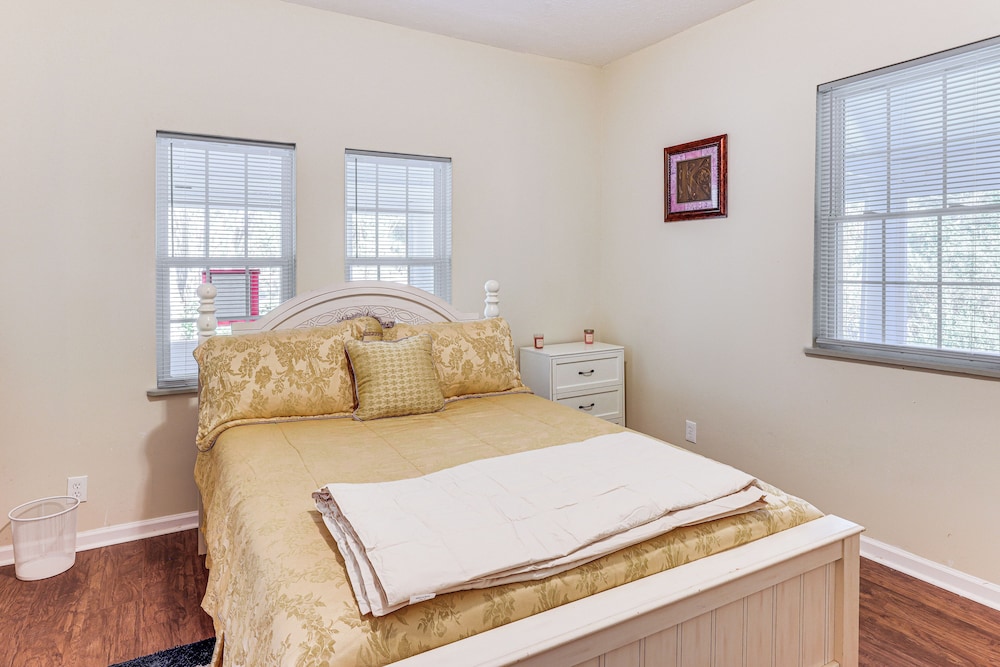 'doris & Susan's Place' - Historic Tuskegee Home