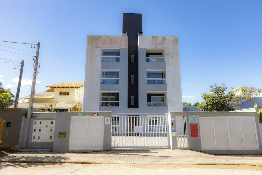 Apt pet Friendly c Garagem pr Ximo ao Beto Carrero