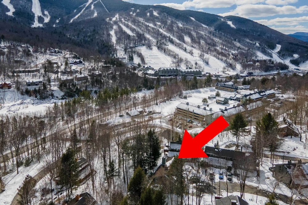 Spacious Village of Loon Home < 1 Mi to Ski Slopes view 5