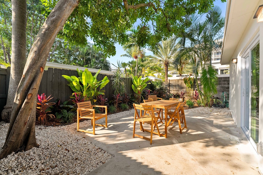 921 Apartment 2 in Fort Lauderdale