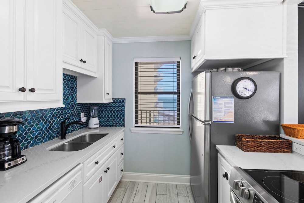 Gulf House 503