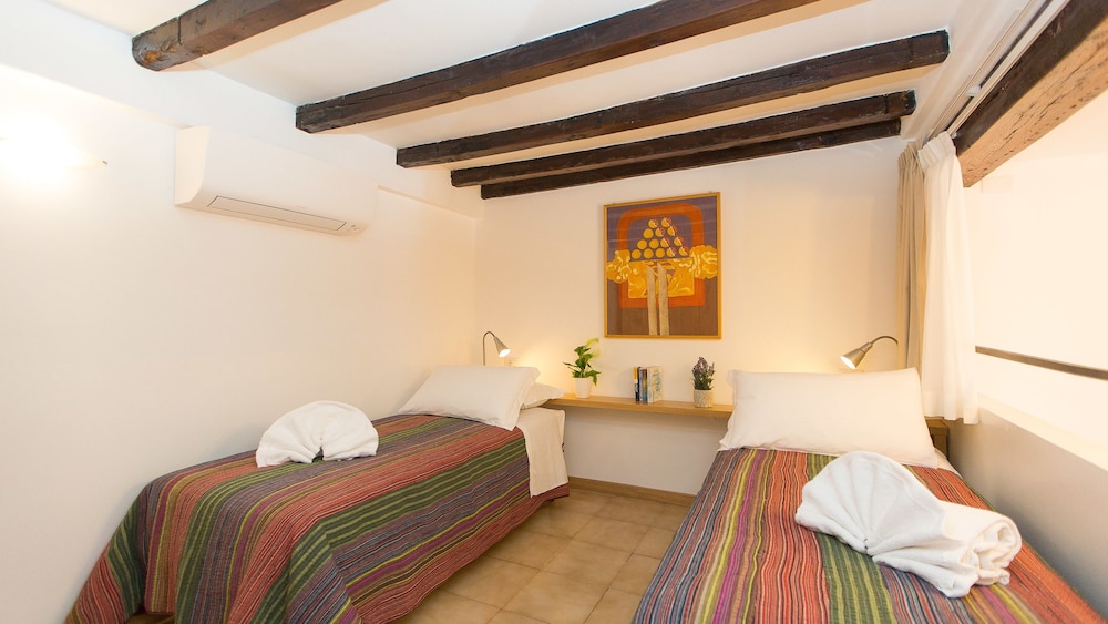 Rental in Rome Bovari