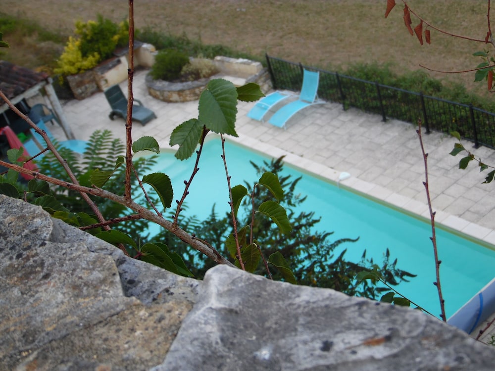 Photo 19