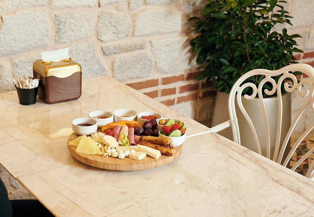 Saratoga Otel - Image 13