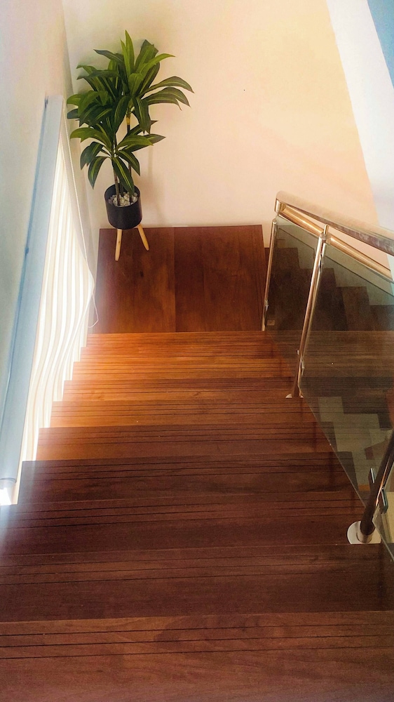 Modern Penthouse Albarobello Residences