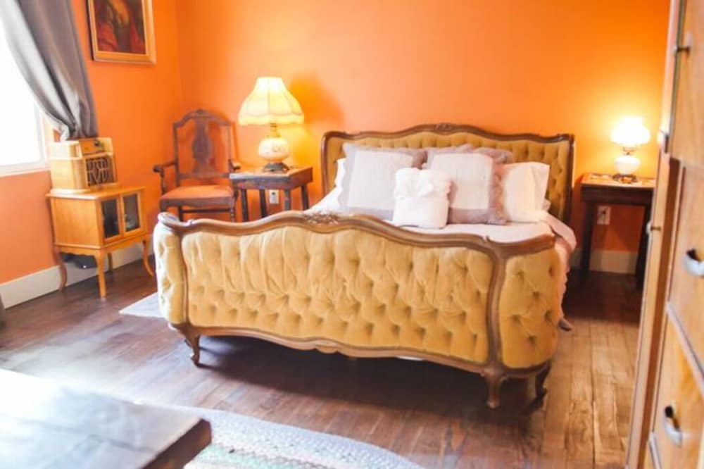 L'Auberge Inn