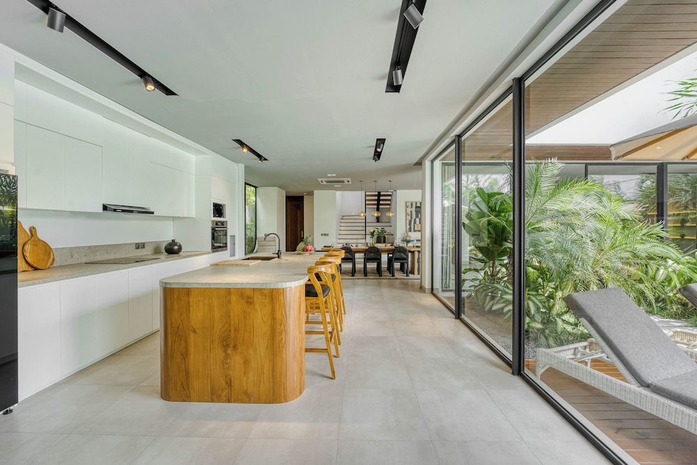 Villa Rosa by Pertama Management