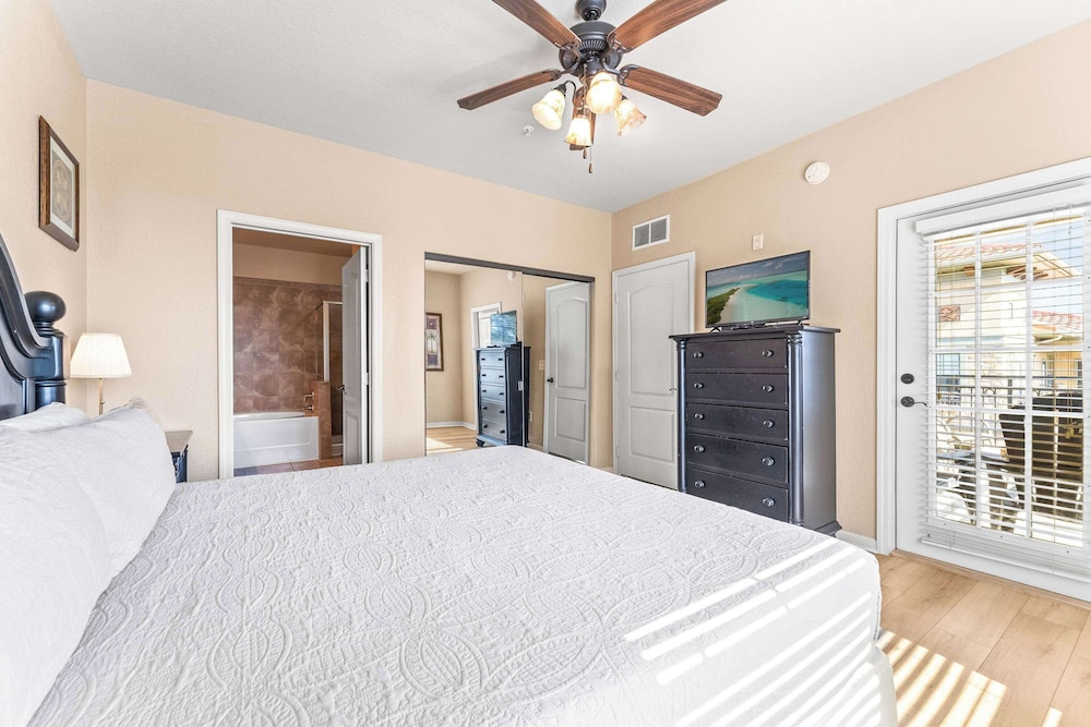 Tuscan Paradise At Bella Piazza - Image 4