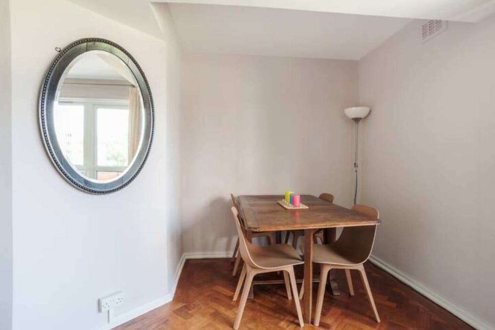 Modern 2 Bedroom Apartment in Stockwell