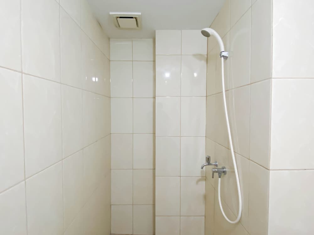 Good And Comfy 2Br At Springlake Summarecon Bekasi Apartment