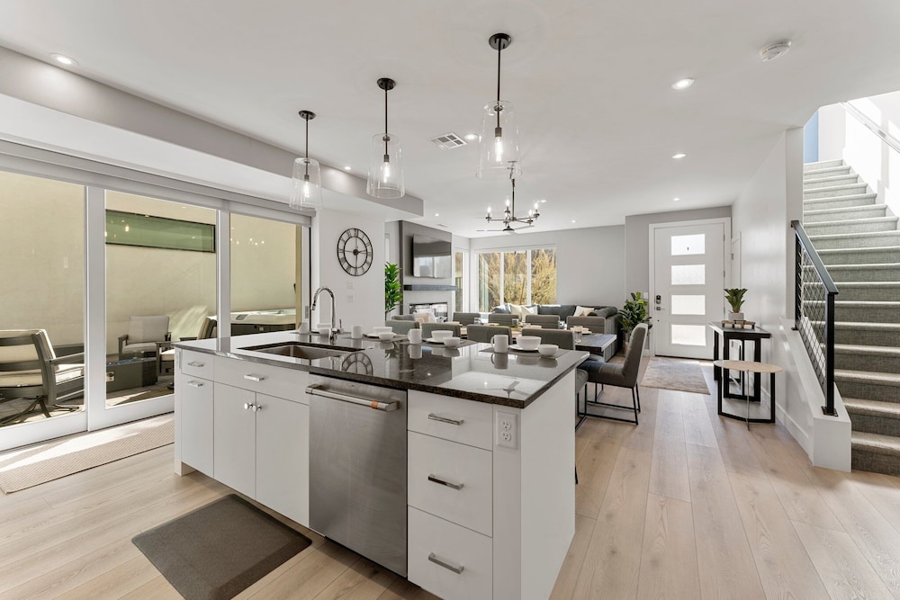 Olympic Escapes Silver 4 Bedroom Townhouse