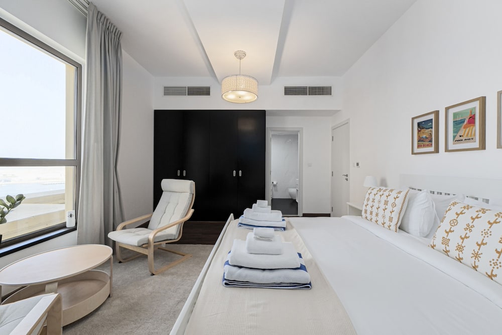 Short Stay Apartment Shams 1 Jumeirah Beach Residence 2 Bed Sleeps 6
