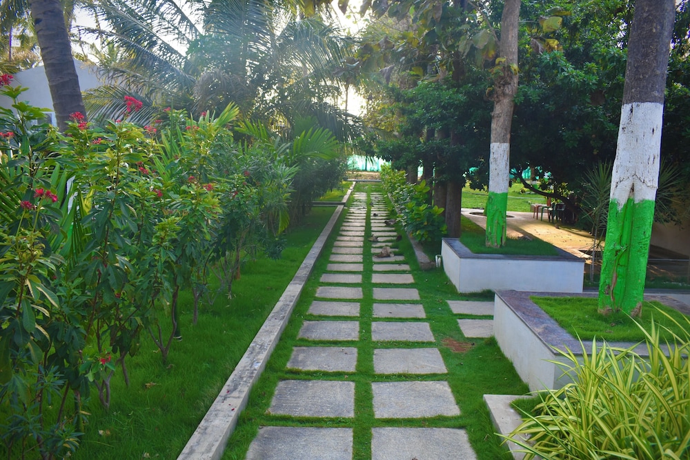 Gandhada Goodu Retreat