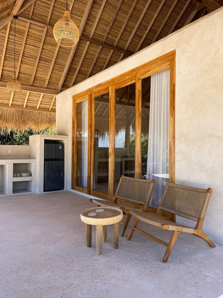 Rote Beach Bungalows