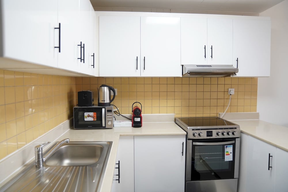 Stunning Sea View Apt. With Balcony - RAK
