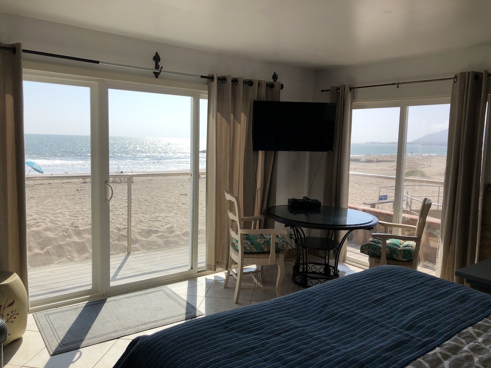 The Shores Inn and Beach Houses