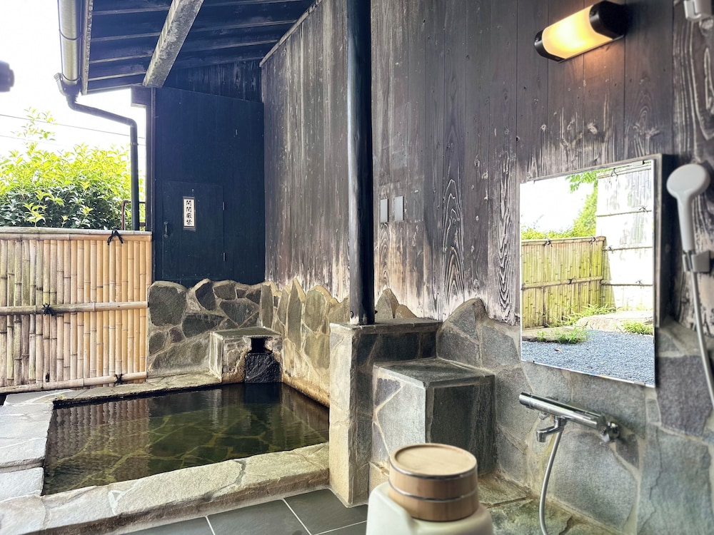 Hakusui Onsen Takenokura Sansou
