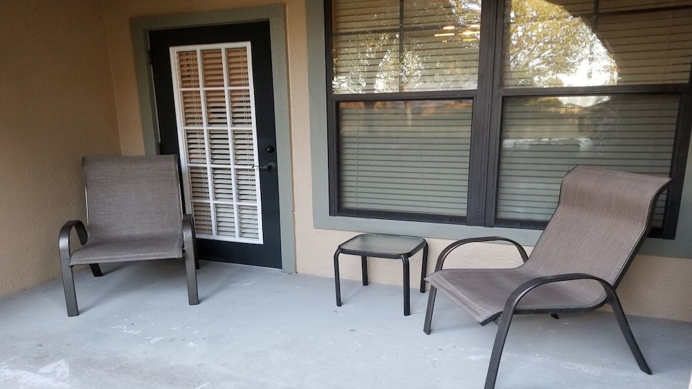 Bp614cp - 3 Bed Condo in the Bella Piazza Community view 4