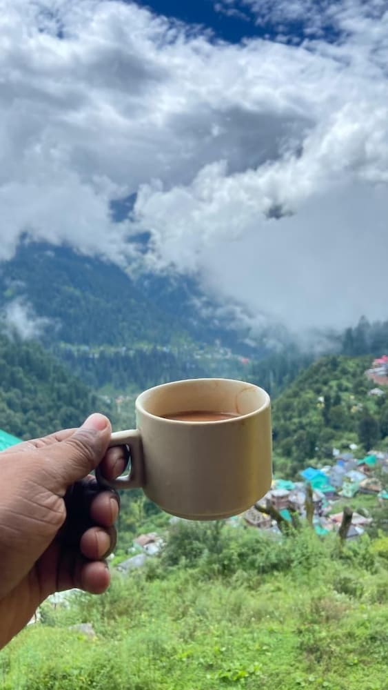 Pahadi Bliss Hotel Hostel Tosh