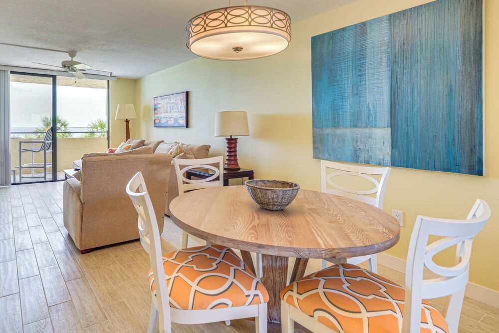 Gulf-view Condo w/ Beach Access in Hudson