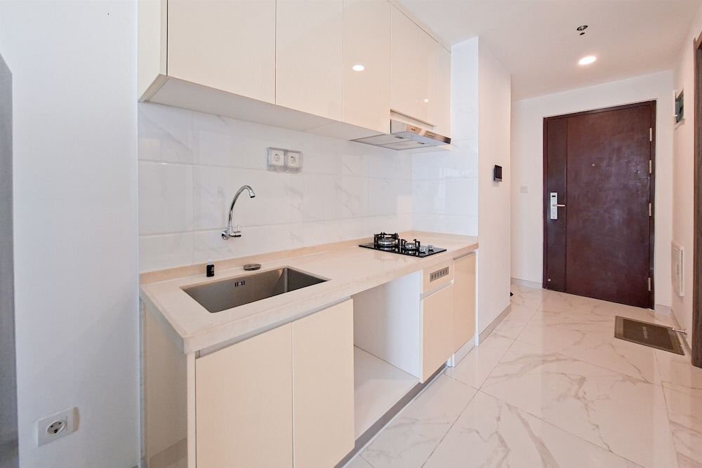 Scandinavian Urban 2Br At Sky House Bsd Apartment