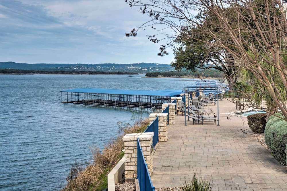 Lakefront Lago Vista Condo w/ Resort Amenities! - Property Image 3