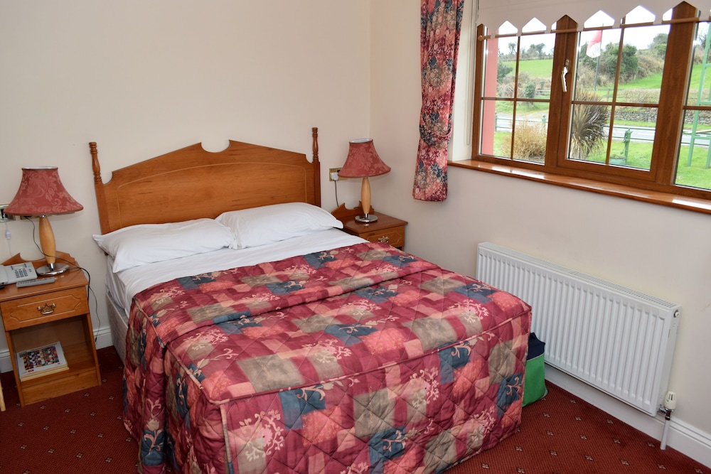 Waterford Vacations - The Rhu Glenn Hotel - Property Image 2