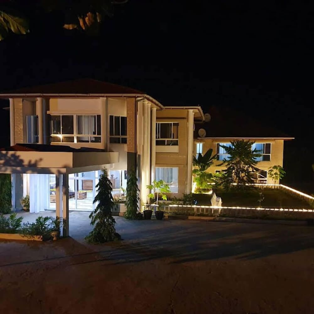 COMPANERO RESORT