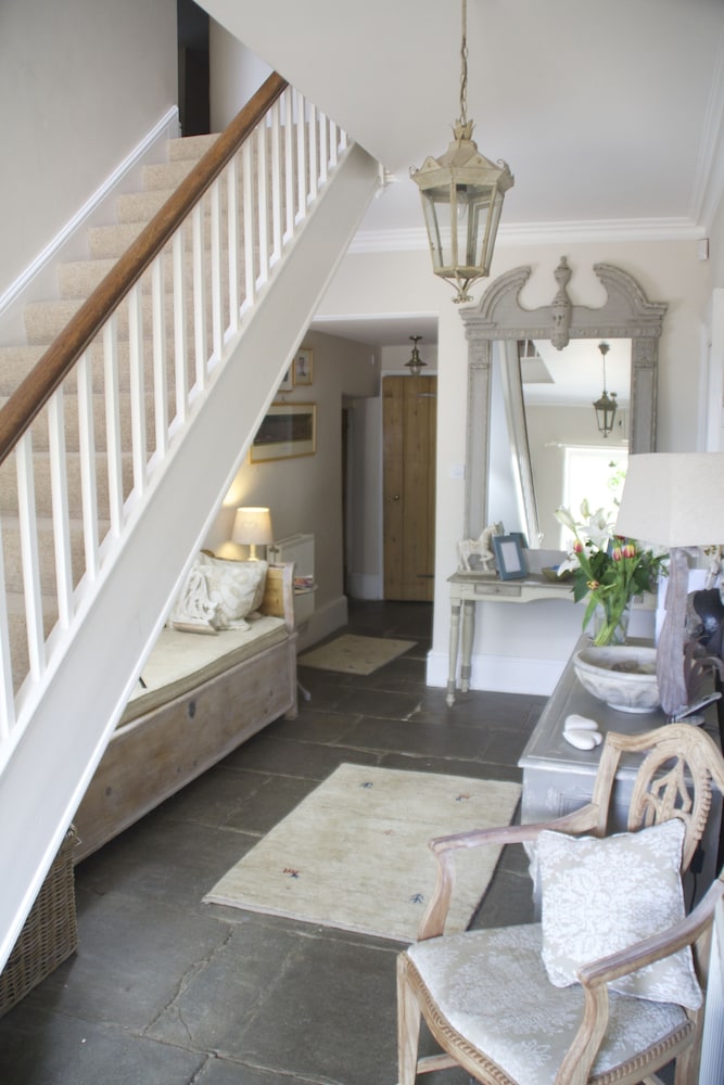 Roundhill Farmhouse