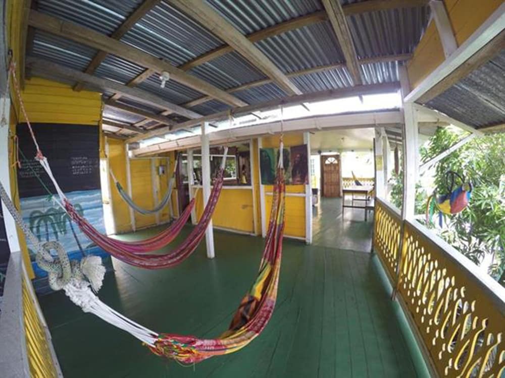 Hostal Bastimentos