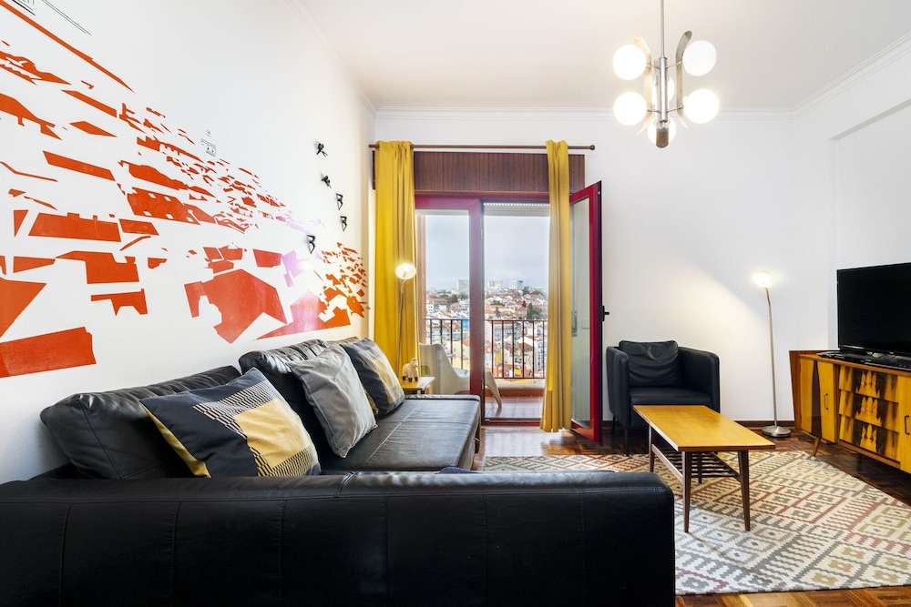 Damasceno Large Apartment view 3