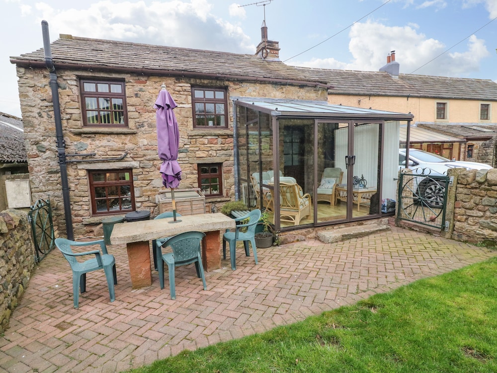 Elm Cottage