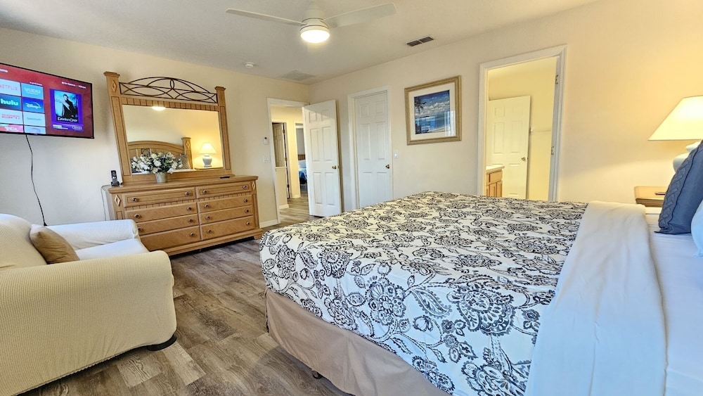 HG423SP 4 Bedroom villa in High grove 4 Home