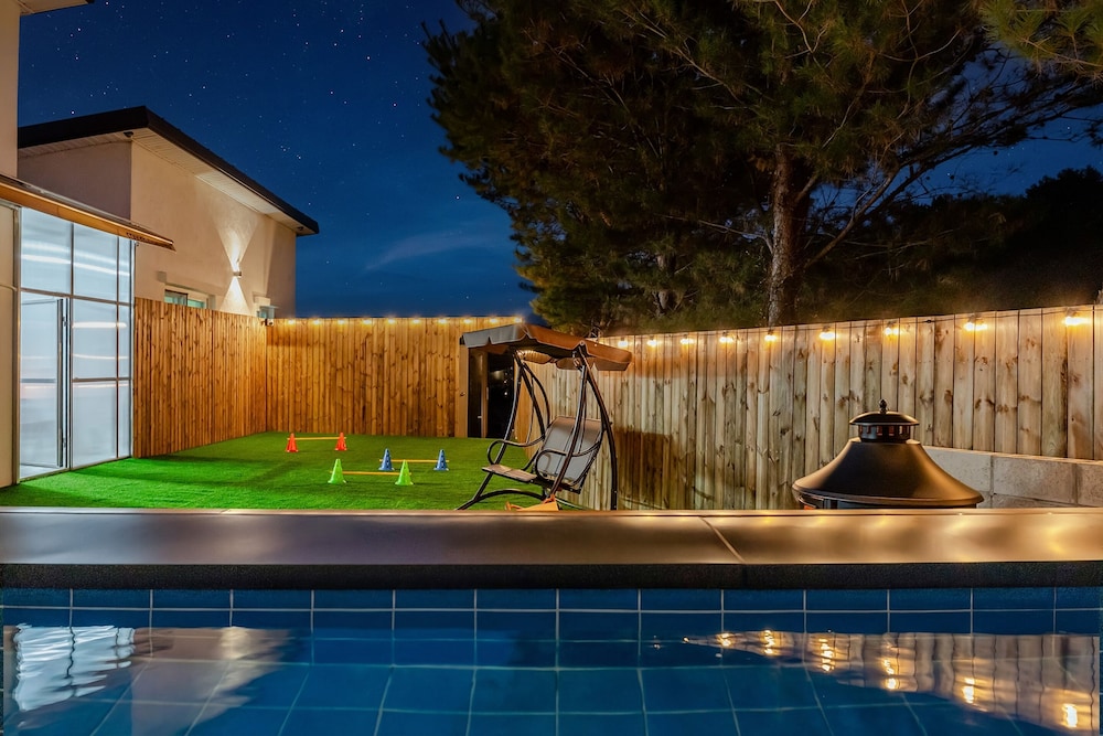 Gapyeong Stay Cozymung Private Poolvilla