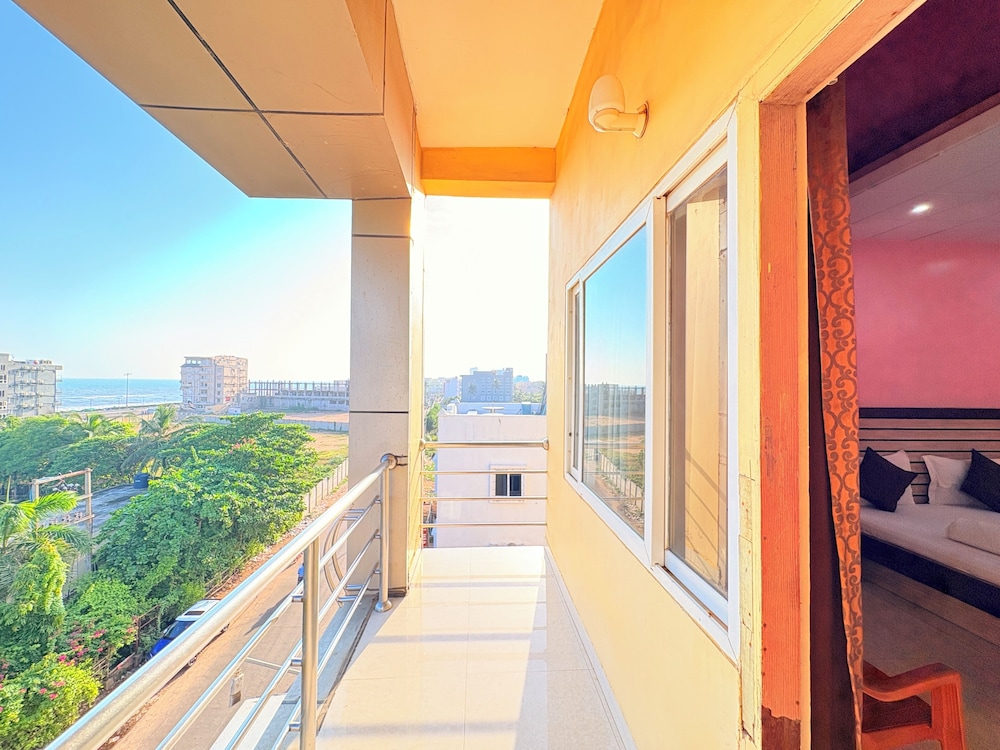 Swarna Villa puri Near Sea Beach