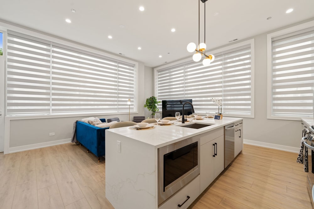 New Building in Med District - Modern 2bed 2bath