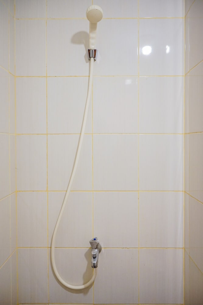 Minimalist Style Studio Ayodhya Apartment