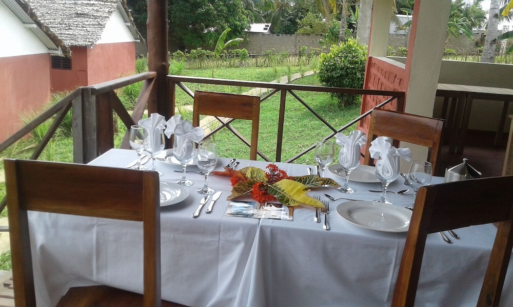 Madagascar Resort Ambaro Beach