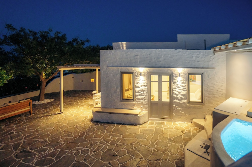 Rabagas Suites