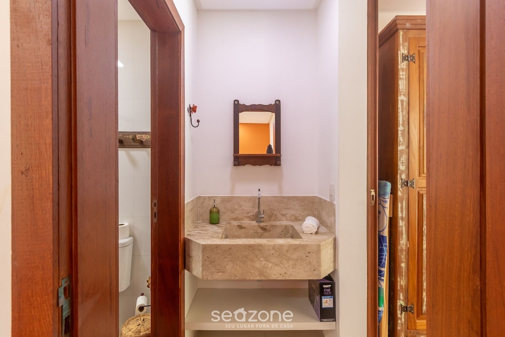House w/ Pool 180m From Beach in Arraial Pbr0003