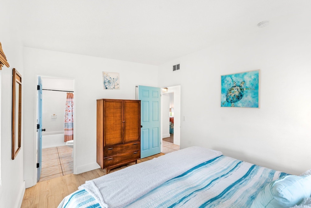 112 Surf Drive