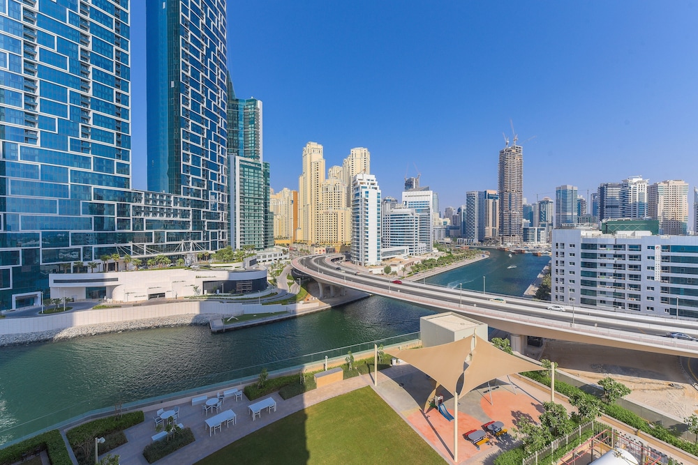 EDEN'S Homes & Villas - 52/42 Emaar